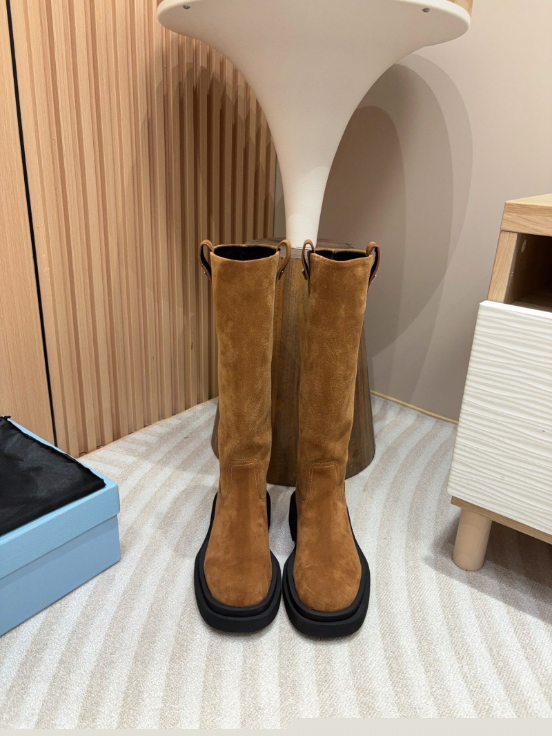 Pra*a boots